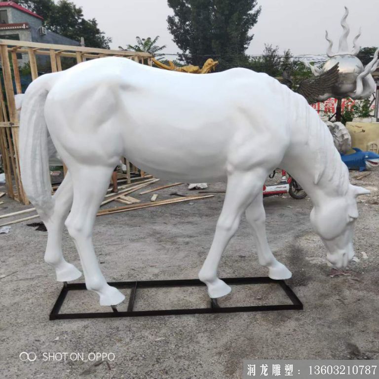 玻璃钢马雕塑景观 马雕塑设计制作安装